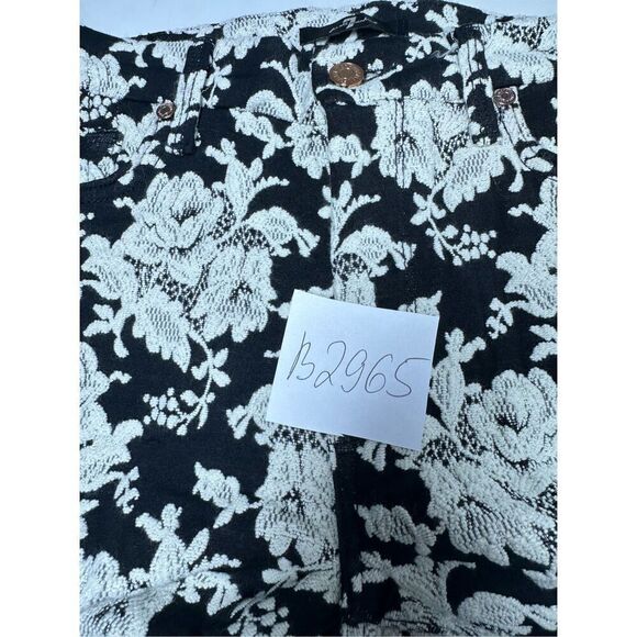 7 For All Mankind Bohemian Black & White Jacquard Pants Size 27 Lace Effect - Picture 16 of 16